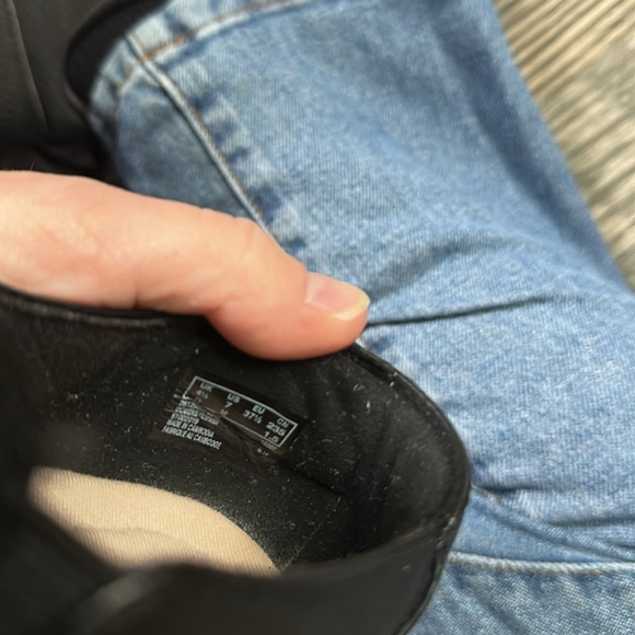 Clarks Collection Carly dream Black‎ button Loafers Slip-On women's size 7 - Picture 8 of 14